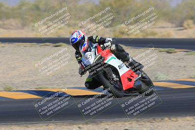 media/May-14-2023-SoCal Trackdays (Sun) [[024eb53b40]]/Turn 7 (740am)/